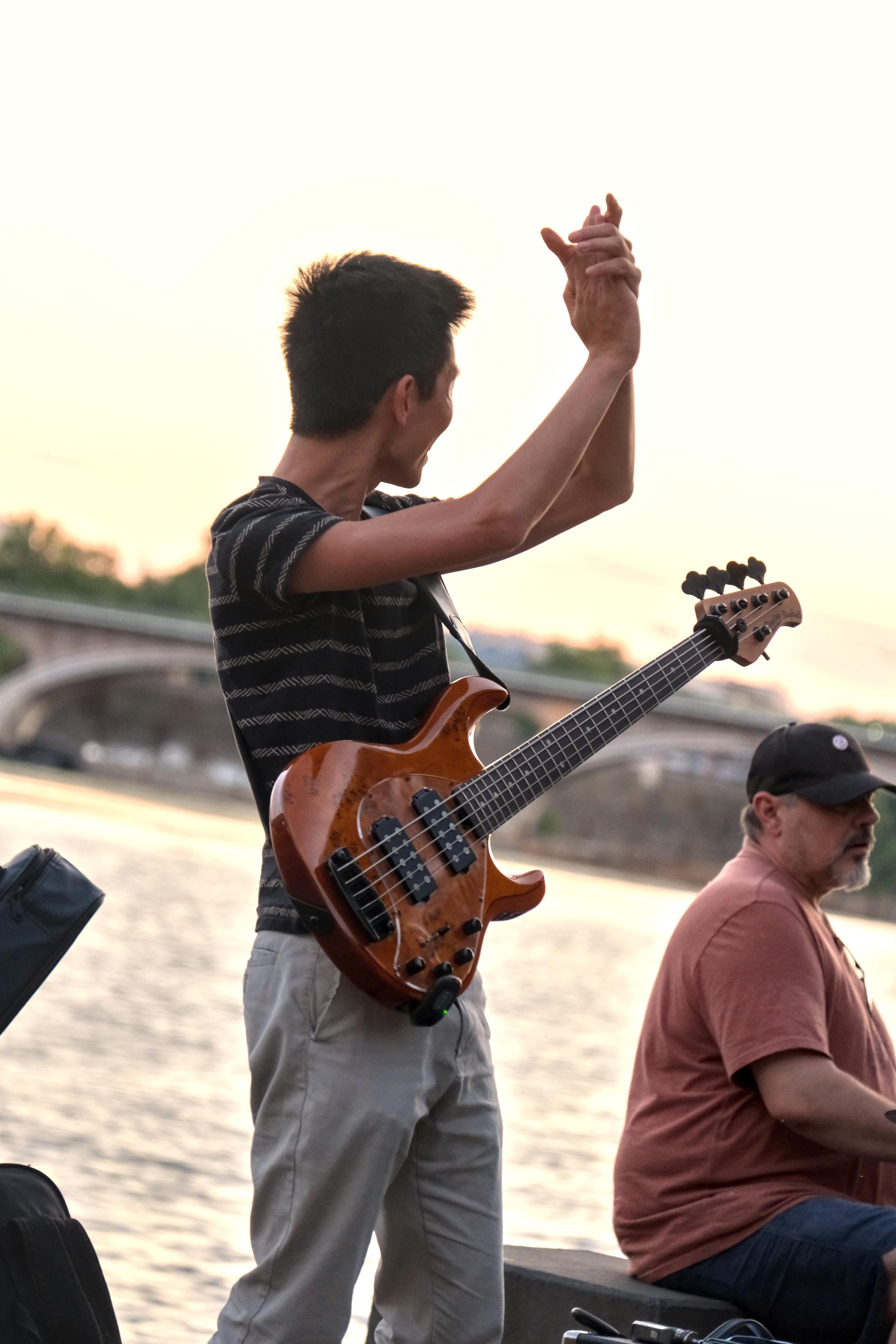 photo concert, bords de Garonne, Toulouse, Nokta Simio, Julien Franck